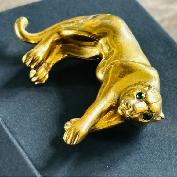 GIVENCHY Panther Gold brooch pin vintage lioness designer lion - Picture 6 of 8